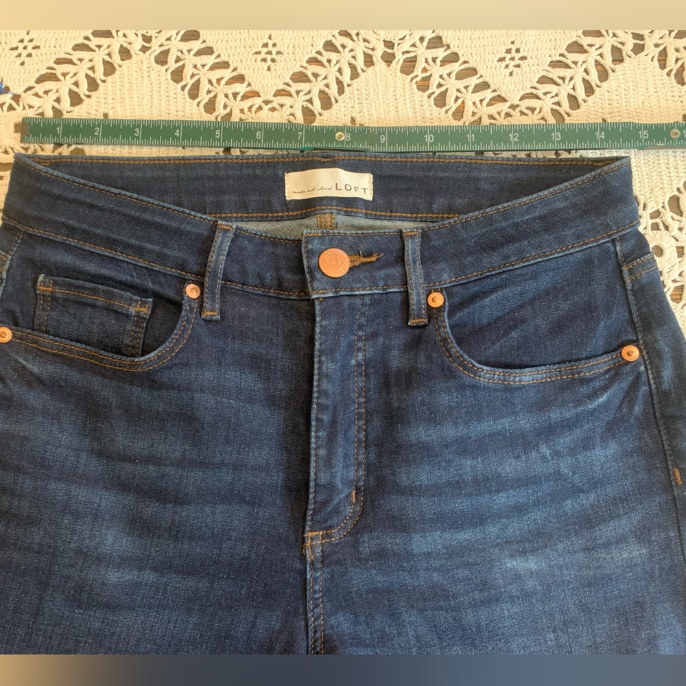 LOFT Curvy Skinny Crop Jeans - Size 29/8 - Picture 4 of 7